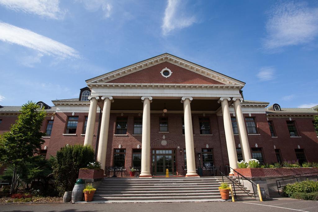 Mcmenamins Grand Lodge フォレストグローヴ エクステリア 写真