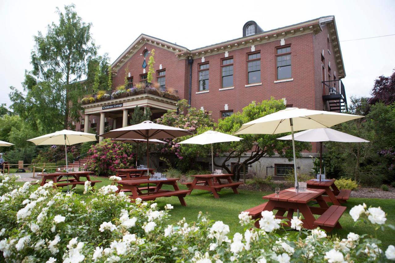 Mcmenamins Grand Lodge フォレストグローヴ エクステリア 写真