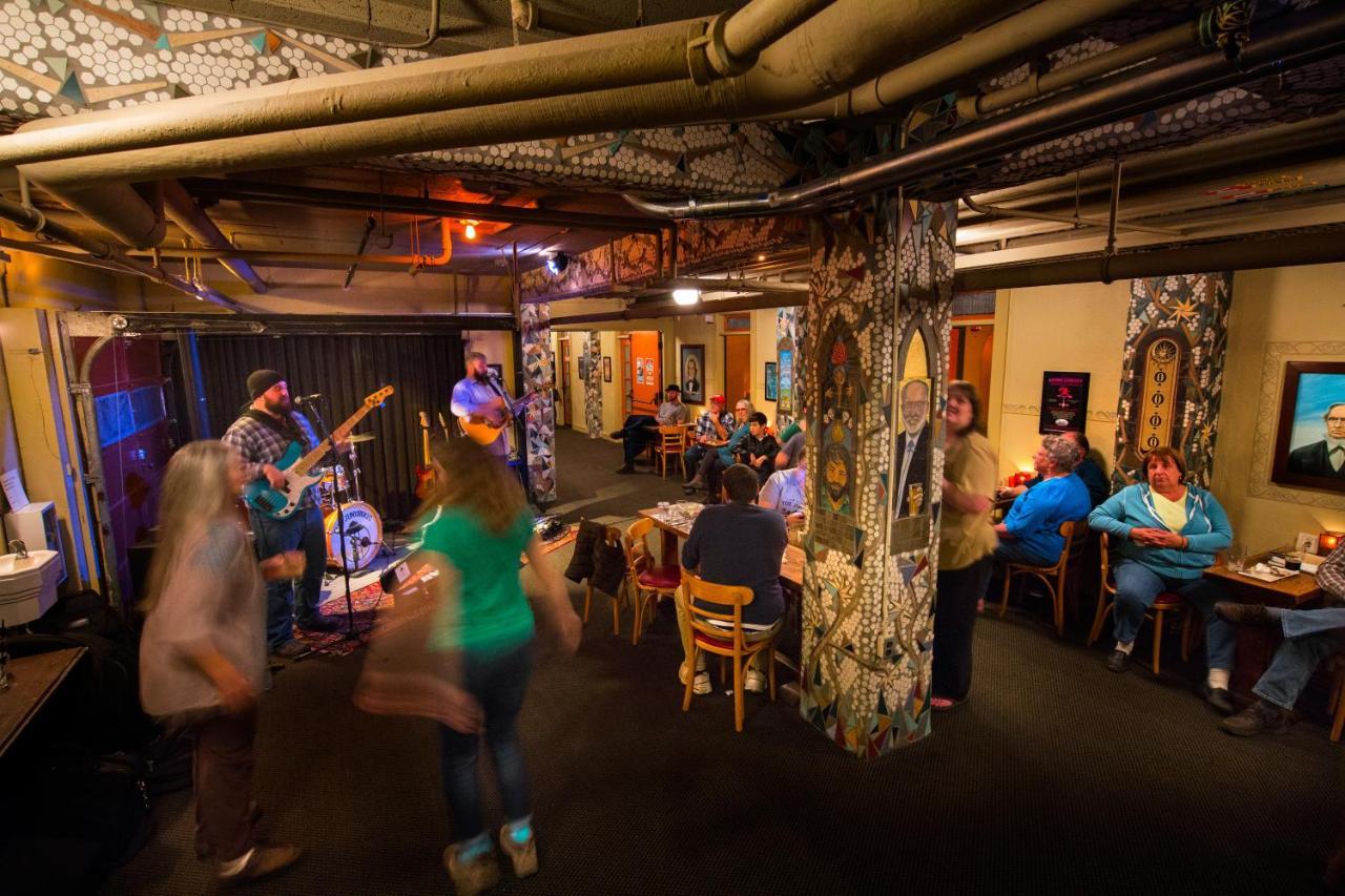 Mcmenamins Grand Lodge フォレストグローヴ エクステリア 写真