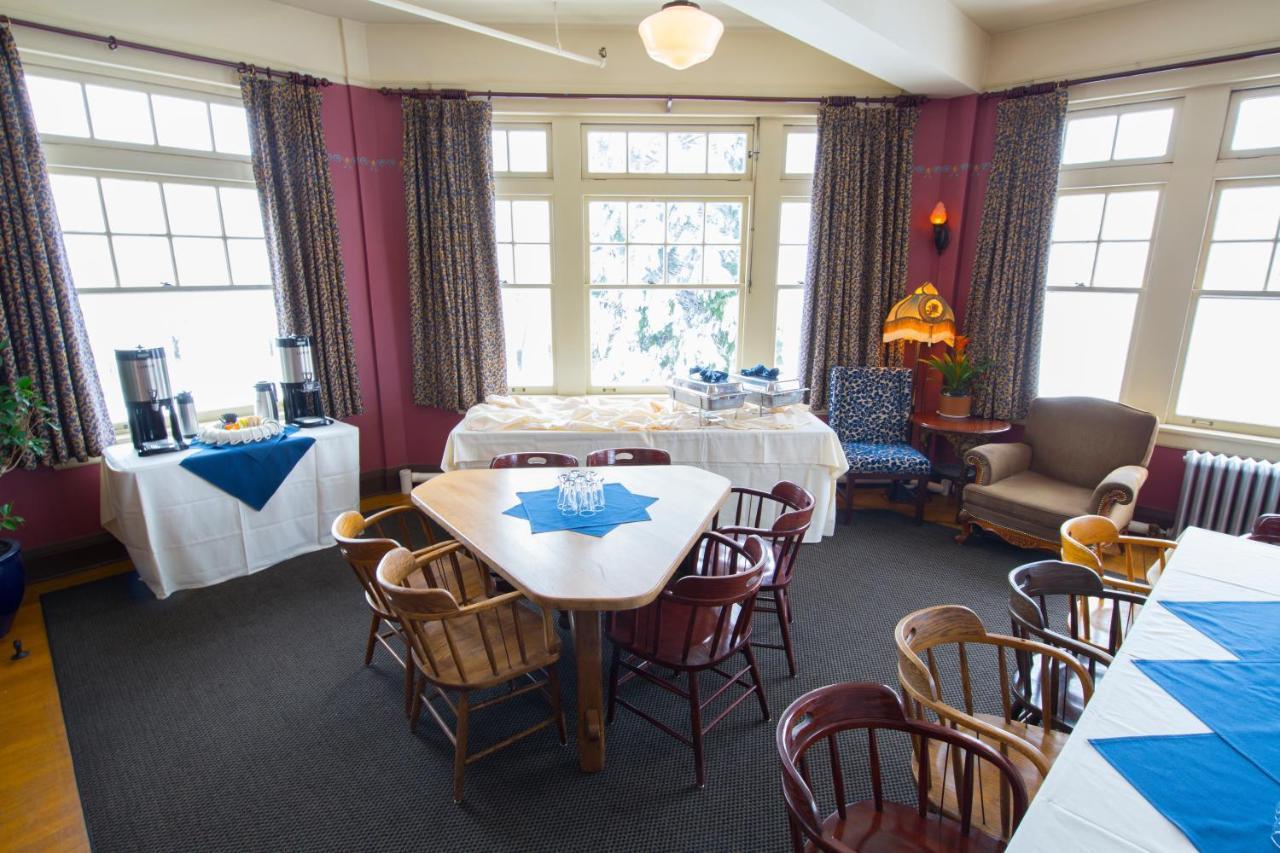 Mcmenamins Grand Lodge フォレストグローヴ エクステリア 写真